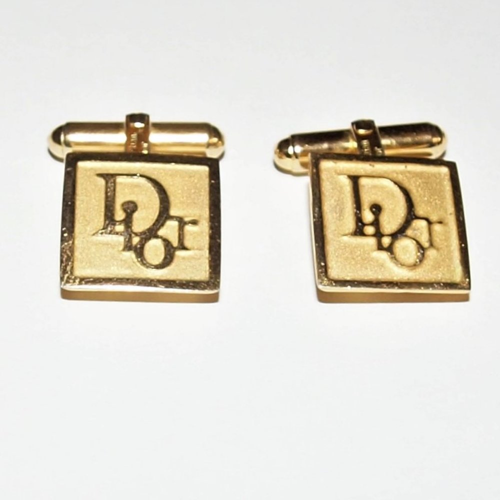 RARE Vintage Authentic Christian DIOR Square Cufflinks in Gold-tone Hardware